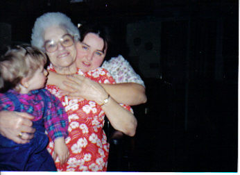 Heather,Grandma Combs and Janet